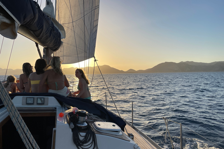 From Port Alcudia: Day Sailing Trip Cap de Formentor From Port Alcudia: Day Sailing Trip