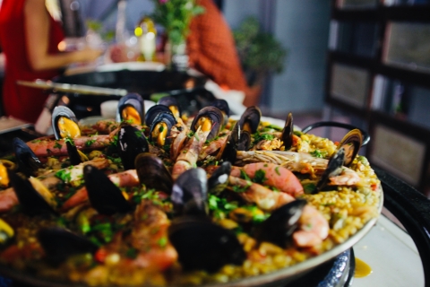 Barcelone : Billet d'entrée au parc Güell et cours de cuisine Paella