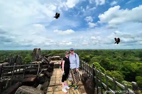 De Koh Ker: excursão privada de dia inteiro aos templos cambojanos