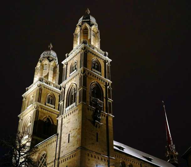 Zurich: Self-guided Dark Side of the City Audio Tour