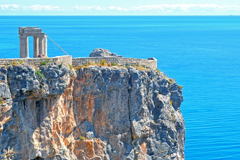 Rodos: wycieczka brzegowa, Dolina Motyli i LindosWycieczka z kierowcą