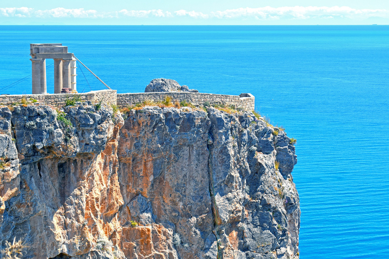 Rhodos: kustexcursie, vlindervallei en LindosTour met chauffeur