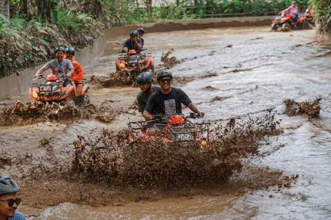 Bali: Ubud Dragon Face ATV e Ayung Rafting con pastoSolo Ubud: Grotta del Drago ATV e rafting sul fiume - con trasferimenti