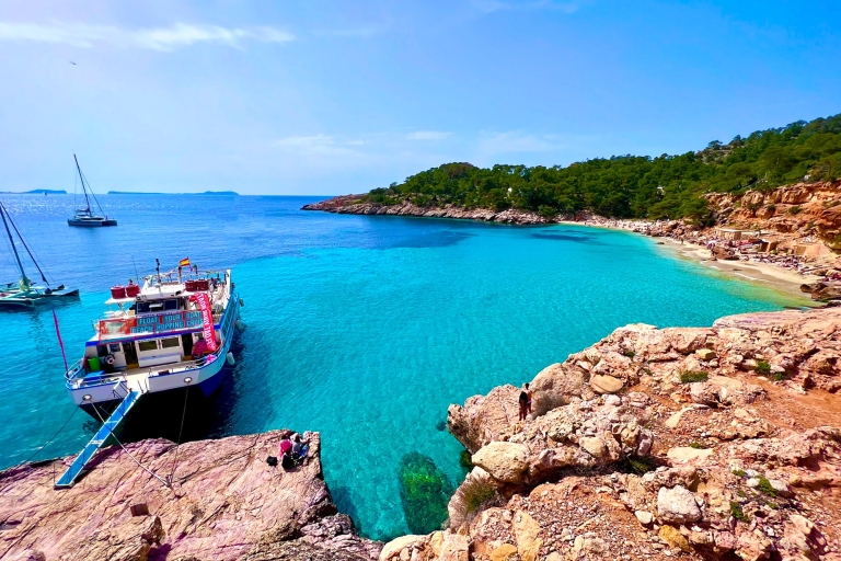 Ibiza: Cala Salada & Norden mit Getränken und SchnorchelnIbiza: Cala Salada & Margalides Bootsfahrt mit Schnorcheln