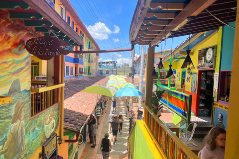 From Medellín: Guatapé and San Rafael 2-Day Adventure