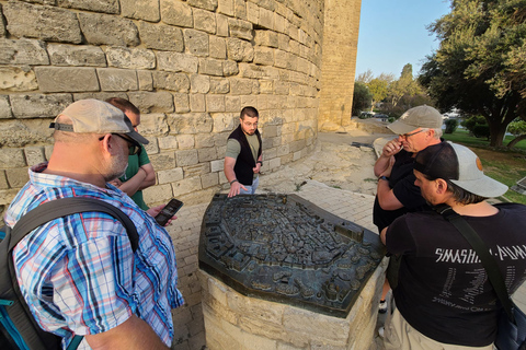 Bakou: visite historique et moderne de BakouBakou: visite de groupe historique et moderne de Bakou