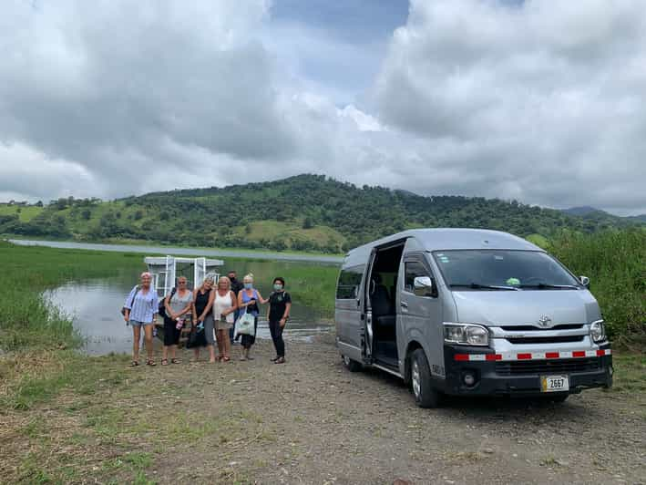 La Fortuna de Arenal: Transfer to Monteverde via Arenal Lake | GetYourGuide