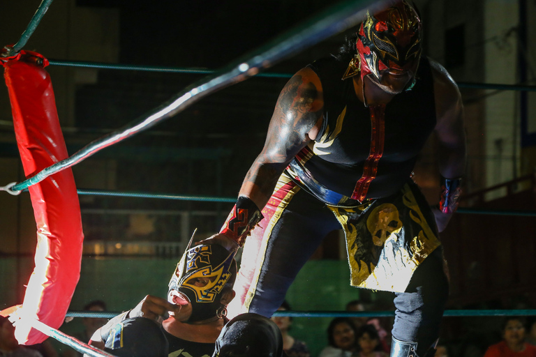 Cancun: Lucha Libre with Tacos, Margaritas, & Tequila Taster Puerto Morelos: Live Lucha Libre Match with Food Tasting