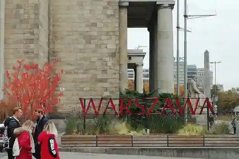 Warsaw: Layover City Tour with Airport Pickup and Drop-Off