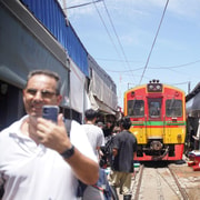 From Bangkok: Floating Market and Ayutthaya Guided Day Tour