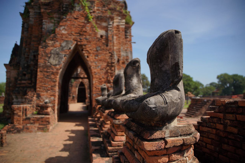 Au départ de Bangkok : Visite guidée d'une journée au marché flottant et à AyutthayaTransfert aller simple à l'hôtel