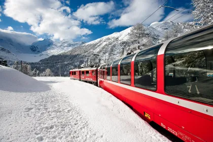 Von Mailand aus: St. Moritz und Bernina Express Panoramatour