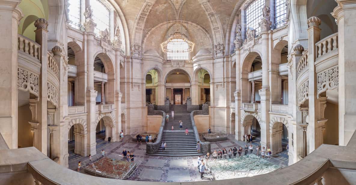 Hannover: New Town Hall Guided Walking Tour | GetYourGuide