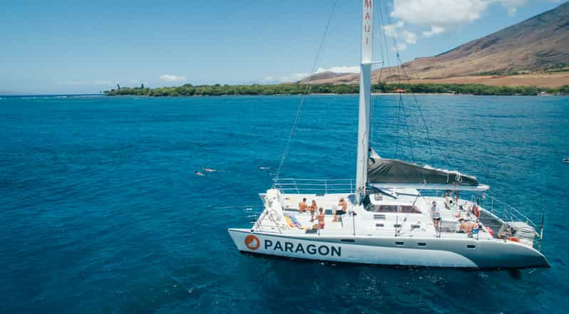 Maui: Lahaina Sailboat Cruise with Drinks and Snacks