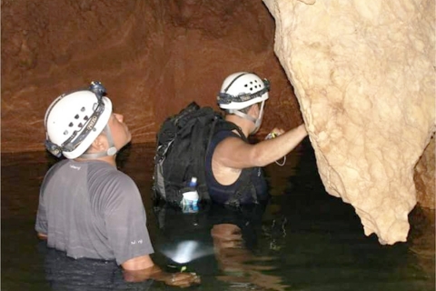 Belize City : Visite d'une journée complète de la grotte d'Actun Tunichil Muknal