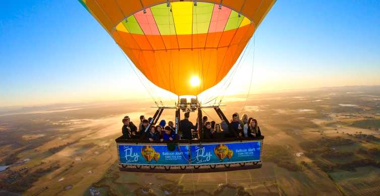 Byron Bay Sunrise Hot Air Balloon Flight with Breakfast