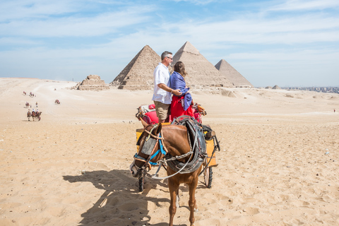 El Cairo: tour de medio día por las pirámides en camello o carruaje de caballosTour privado en carruaje sin tarifas de entrada