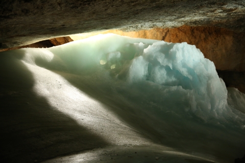 Visite privée des grottes de glace de Werfen et du château de Hohenwerfen