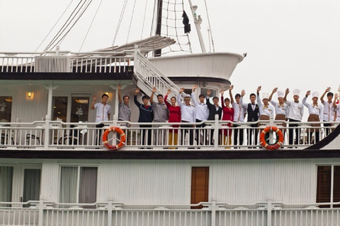 Hanoi: croisière de luxe de 2 jours dans la baie d'Ha Long avec grotte et kayak