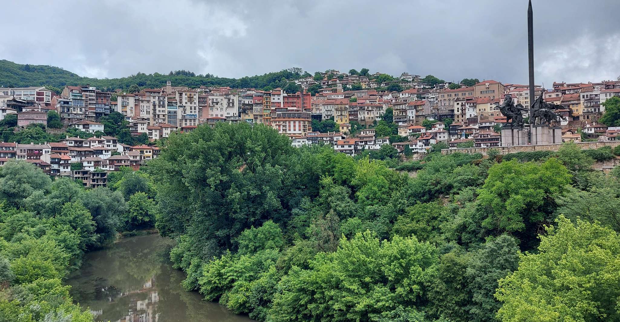 ソフィア、ヴェリカルノボ、アーバナシツアーからの移籍 - Hizvo