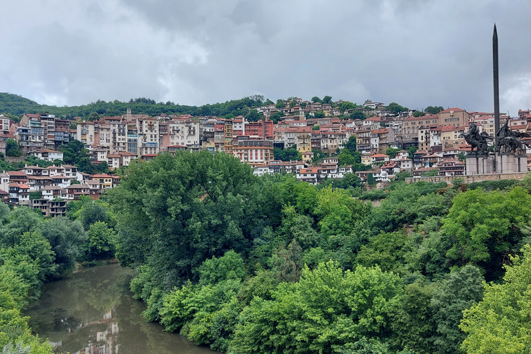 From Sofia: Veliko Tarnovo and Arbanasi Tour with Transfer