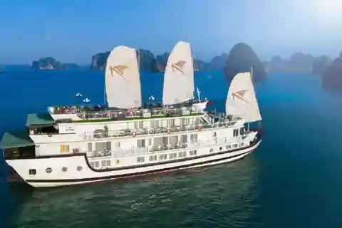 Bahía de Bai Tu Long: crucero de 2 días, kayak y pueblo pesquero