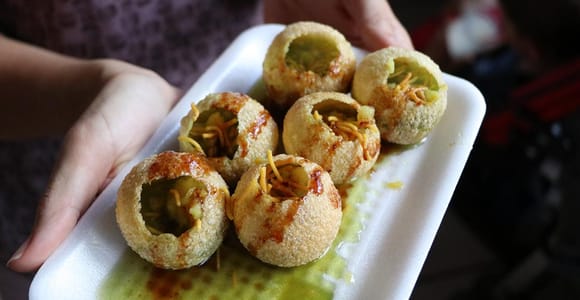 Port Louis: Ultimate Street Food Tour with Pickup