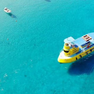 Lindos: crociera sottomarina con sosta bagno nella baia di Navarone