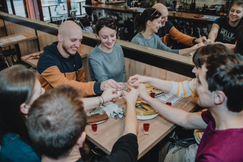 Krakau: Polnische Food Walking Tour mit Abendessen und Verkostungen