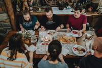 Cracovie, promenade gastronomique polonaise avec dîner et dégustations - Hizvo