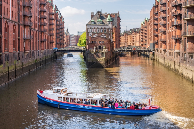 Hamburg: 1h Harbor Boat Tour with Live Commentary 1 Hour Big Harbour Cruise on a barge