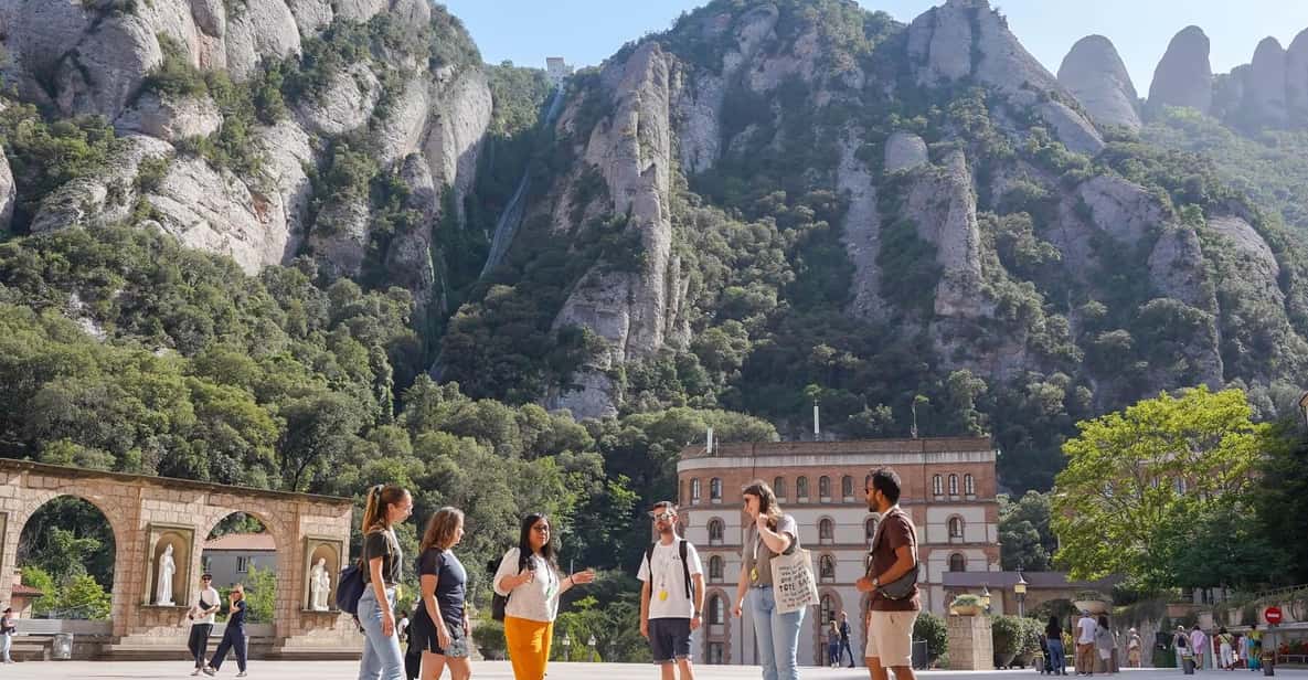 Montserrat Day Trip and Guided Tour with Black Madonna Access from Barcelona
