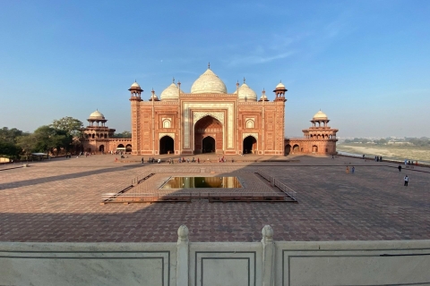 Prywatny Taj Mahal z wycieczką samochodem do fortu Agra z DelhiPrywatna wycieczka z Delhi z lunchem, wejściem, samochodem i przewodnikiem