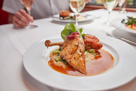 Napa Valley Wine Train: Gourmet Express Lunch or Dinner Early Bird Deal: Gourmet Express Train Tour with Dinner