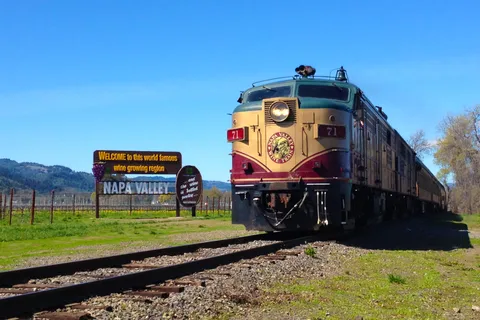Napa Valley Wine Train: pranzo o cena Gourmet Express