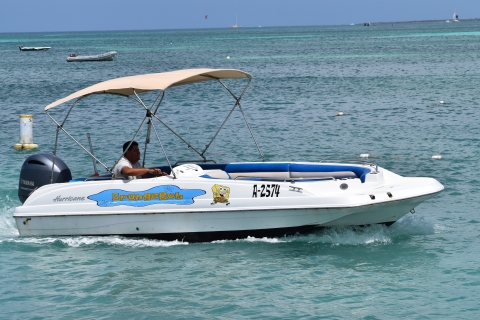 Prywatna przejażdżka łodzią wzdłuż pięknego wybrzeża i plaży Aruby