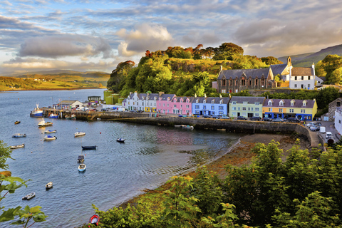 Inverness: 2-day Isle of Skye, Fairy Pools & Castles Tour Tour without Accommodation