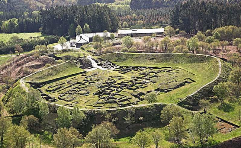 Lugo: Fortaleza de Viladonga y Tour de Primavera del Río Miño