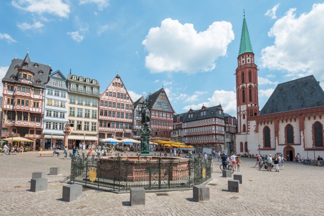 Frankfurt: Highlights and New Old Town English-Language Tour