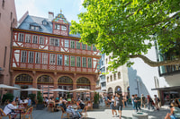 Frankfurt, nuevo casco antiguo y destacados caminata guiada en alemán - Housity