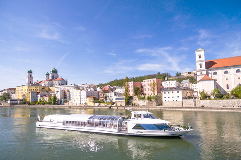 Passau: Schwimmende Stadtrundfahrt auf der Donau und dem Inn