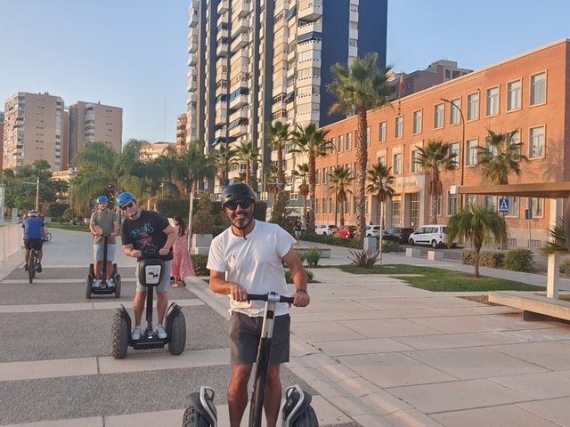 Malaga: Gibralfaro Castle, Bullring and Port Segway Tour