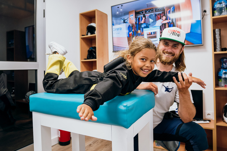 Gran Canaria: Indoor SkyDiving Experience 4-Flight Option