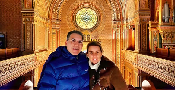 Prague: Prague Synagogues & the Jewish Cemetery Guided Tour