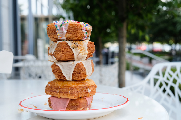 Washington, D.C.: Guided Delicious Donut Tour with Tastings