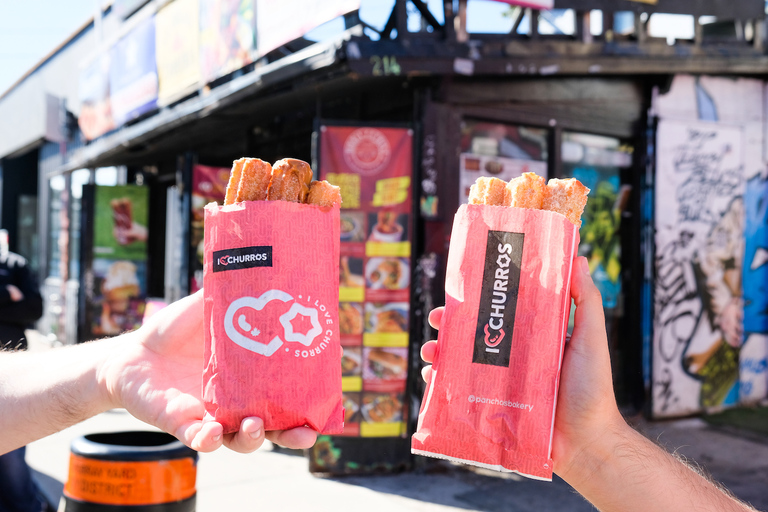 Toronto: en guidad Guidad tur på Donut Walking Tour med provsmakning och kaffeRundtur på engelska