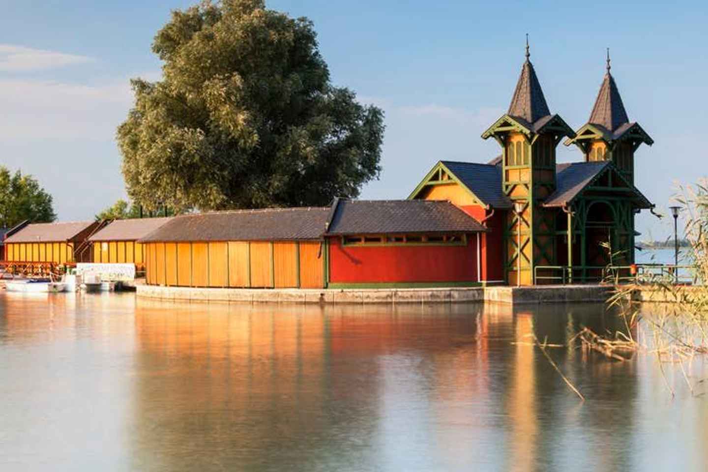 Очаровательная прогулка по Кестхею