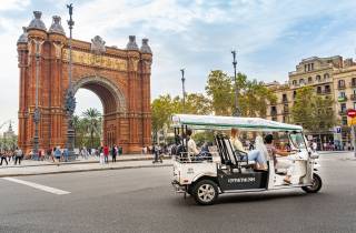 Barcelona: Stadtrundfahrt mit einem privaten elektrischen Tuk Tuk
