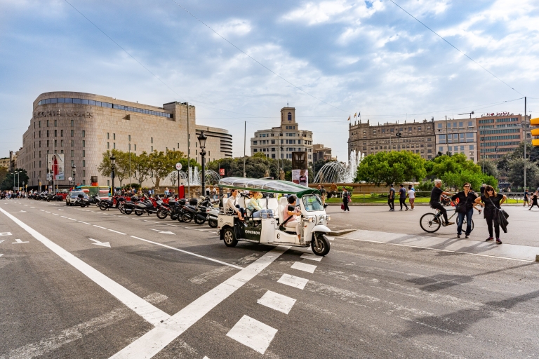 Barcelona: Stadtrundfahrt mit einem privaten elektrischen Tuk Tuk2-stündige Stadtrundfahrt mit dem elektrischen Tuk-Tuk