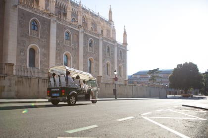 Madrid, Private City Tour by Eco Tuk Tuk - Housity